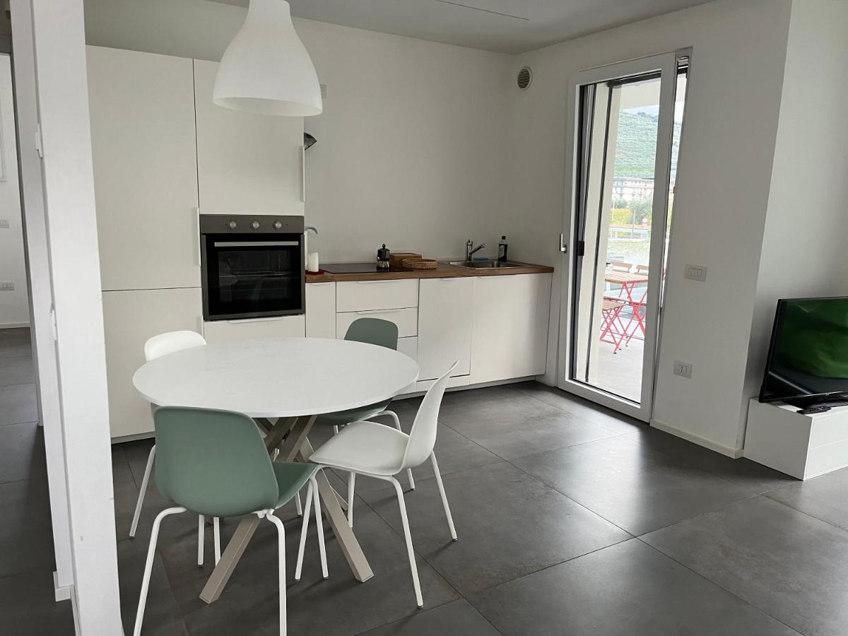 Ferienwohnung Jupiter'S Hill Riva del Garda Exterior foto